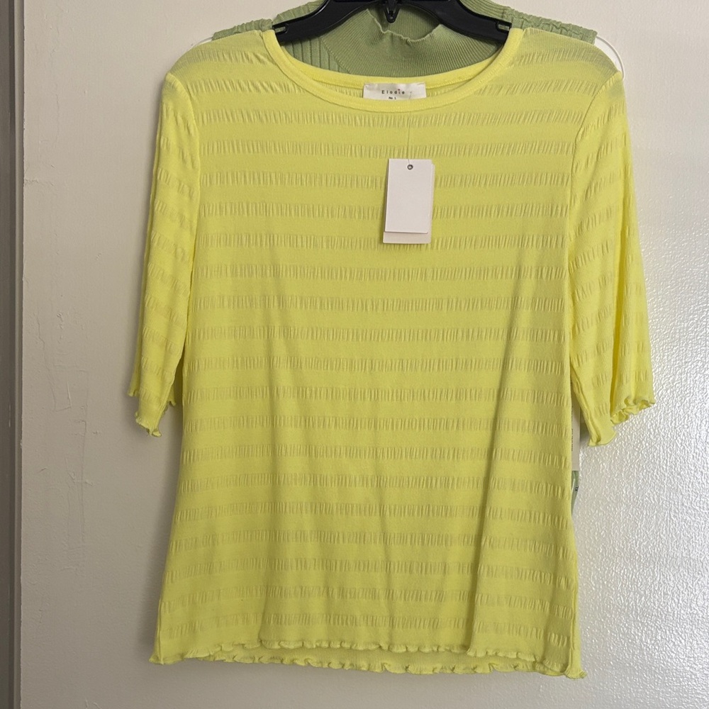 Elodie Lemon Short Sleeve Top
